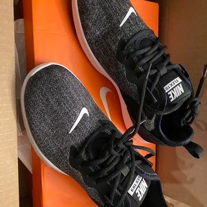 Nike flex trainer 9 BRAND NEW IN BOX